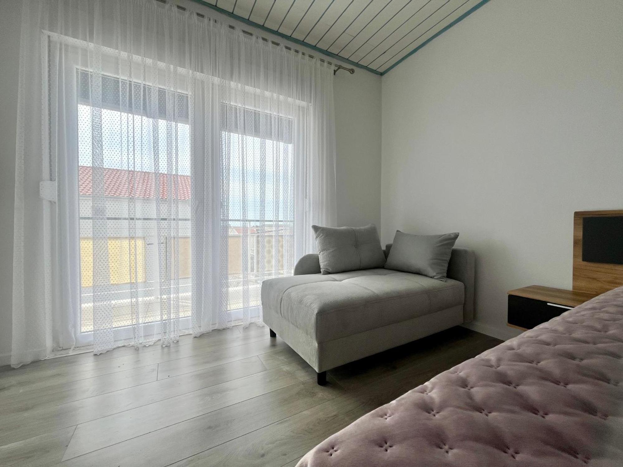 Apartments Rino Vodice Exterior foto